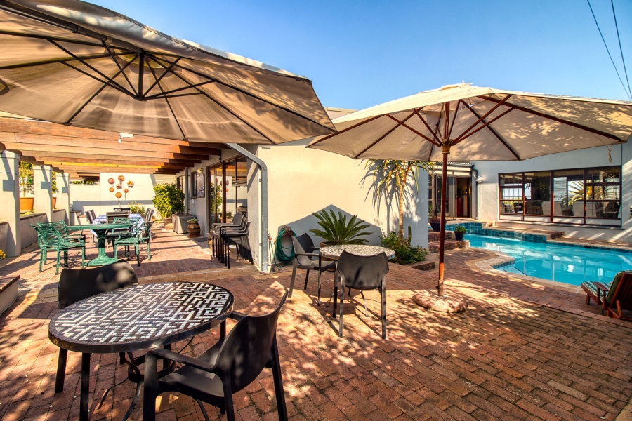 5 Bedroom Property for Sale in Monte Sereno Western Cape